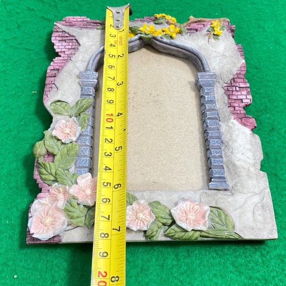 Vintage Floral Picture Frame, Handmade Tabletop, Wall Hanging Photo Frame - Picture 5 of 11